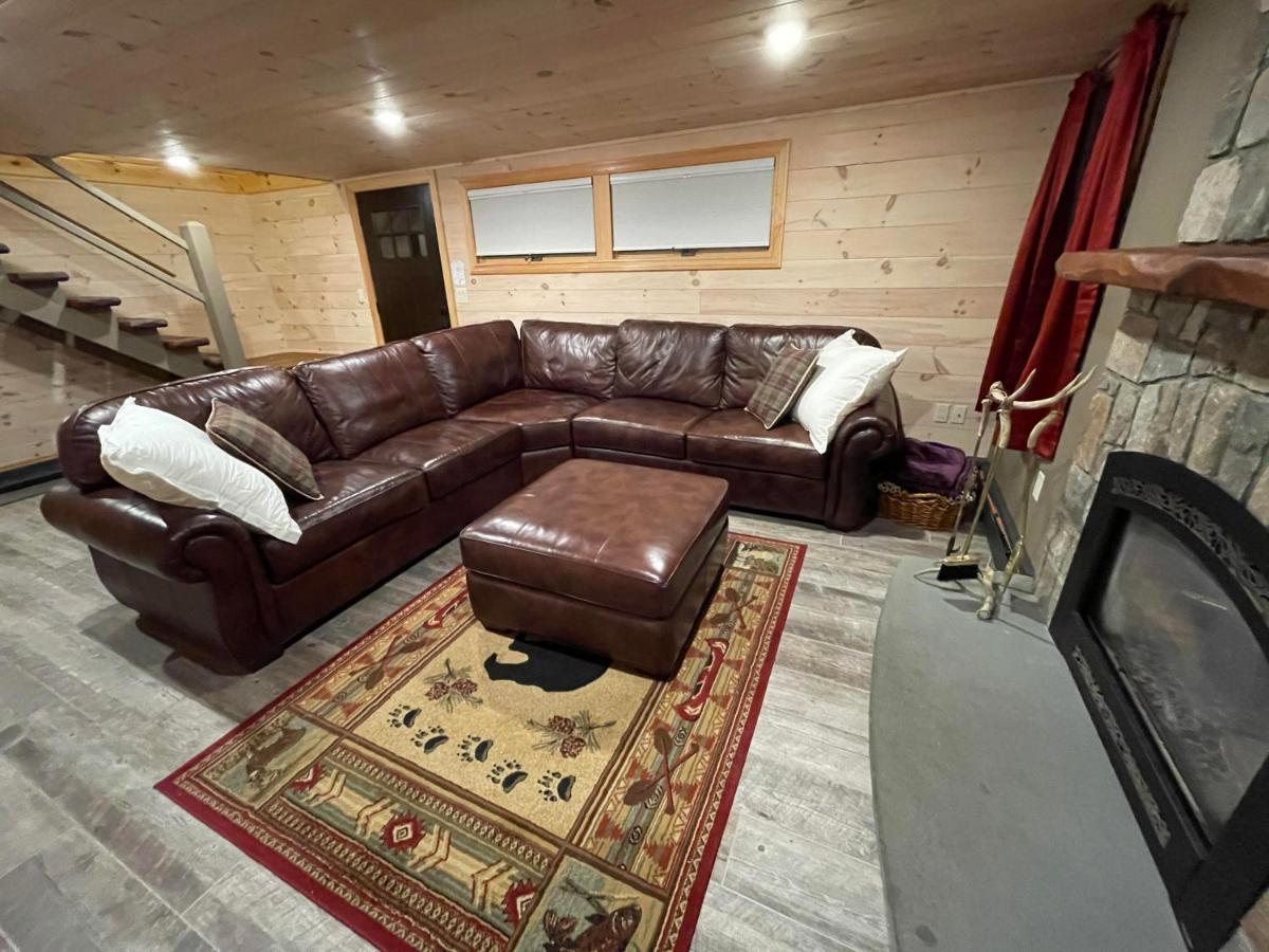 ホテルAdirondack Lake Cabins Indian Lake エクステリア 写真